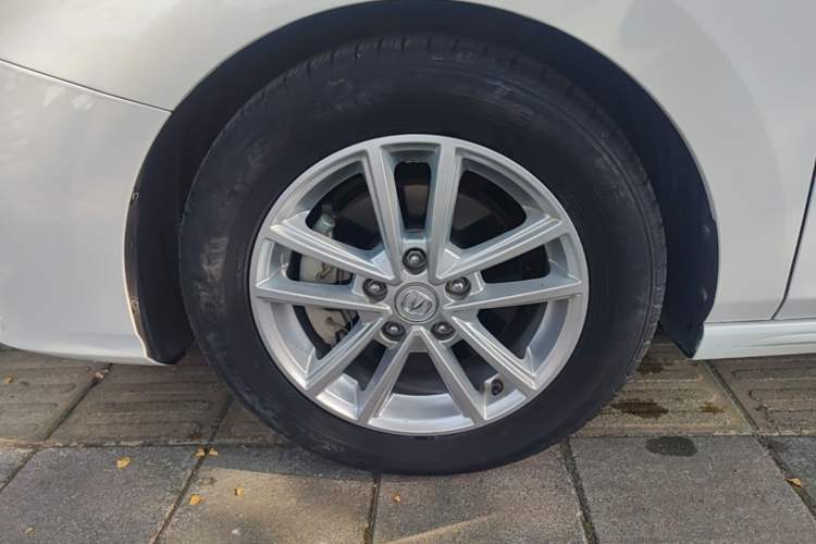 Used CHANGAN Ruicheng CC 2020 1.5T Automatic Xuanrui Model Left Front Wheel Hub