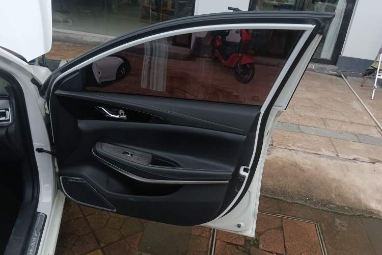 Used CHANGAN Ruicheng CC 2020 1.5T Automatic Chao Rui Trim Right Front Door Interior