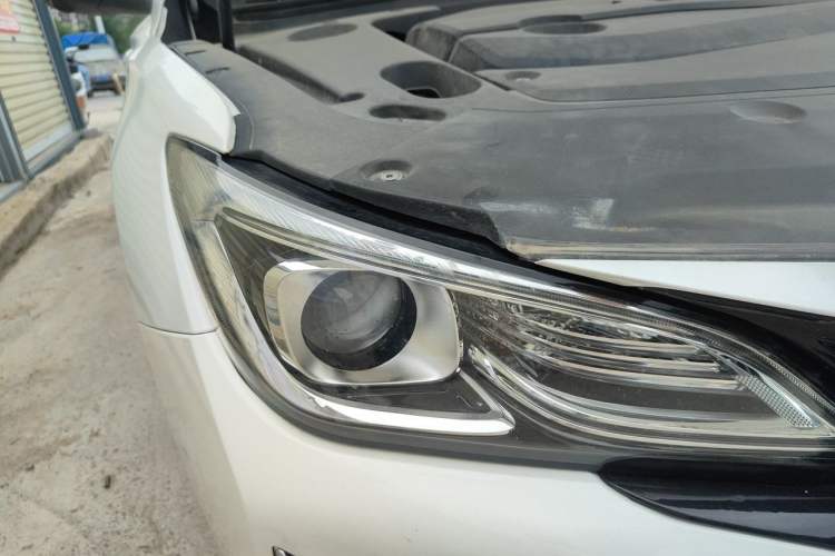 Used CHANGAN Ruicheng CC 2020 1.5T Automatic Cool & Sharp Model Right Front Headlight