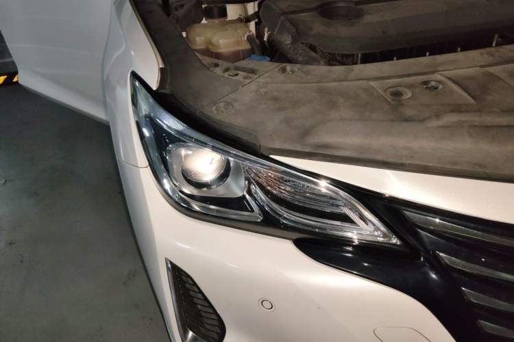 Used CHANGAN Ruicheng CC 2020 1.5T Automatic Chao Rui Trim Right Front Headlight