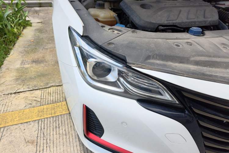 Used CHANGAN Ruicheng CC 2020 1.5T Automatic Chao Rui Trim Right Front Headlight