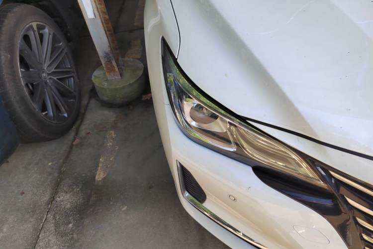 Used CHANGAN Ruicheng CC 2020 1.5T Automatic Cool & Sharp Model Right Front Headlight