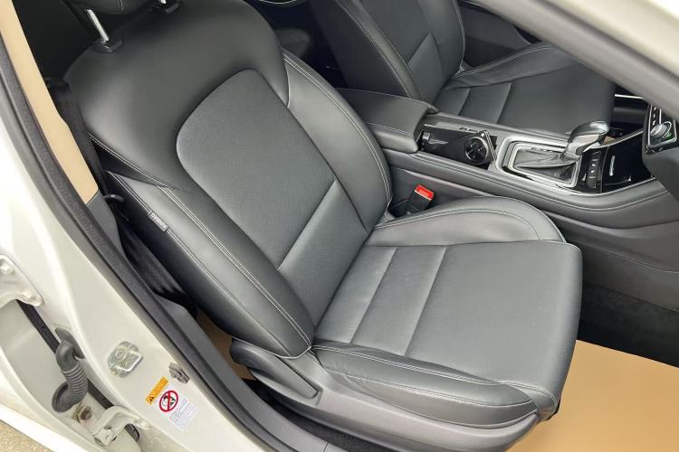 Used CHANGAN Ruicheng CC 2020 1.5T Automatic Chao Rui Trim Right Front Seat