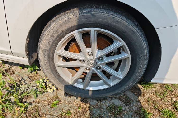Used CHANGAN Ruicheng CC 2020 1.5T Manual Xuanrui Model Right Front Wheel Hub