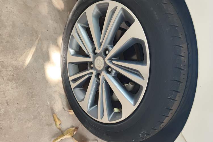 Used CHANGAN Ruicheng CC 2020 1.5T Automatic Chao Rui Trim Right Front Wheel Hub
