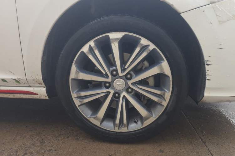 Used CHANGAN Ruicheng CC 2020 1.5T Automatic Xuanrui Model Right Front Wheel Hub