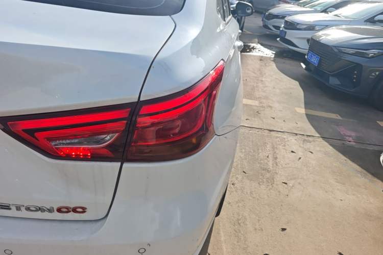 Used CHANGAN Ruicheng CC 2020 1.5T Automatic Chao Rui Trim Right Rear Taillight