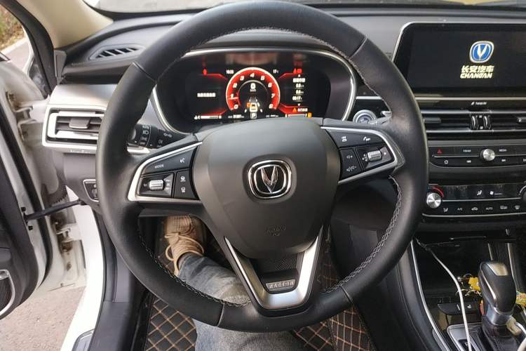 Used CHANGAN Ruicheng CC 2020 1.5T Automatic Cool & Sharp Model Steering Wheel