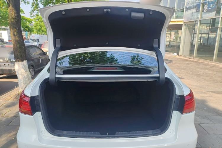 Used CHANGAN Ruicheng CC 2020 1.5T Automatic Xuanrui Model Trunk