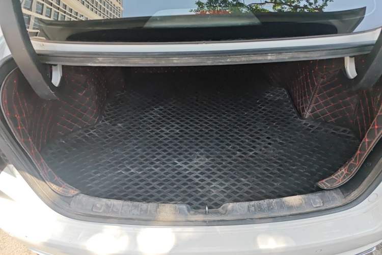 Used CHANGAN Ruicheng CC 2020 1.5T Automatic Chao Rui Trim Trunk