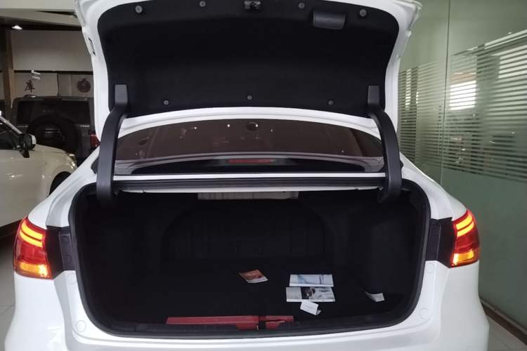 Used CHANGAN Ruicheng CC 2020 1.5T Automatic Xuanrui Model Trunk