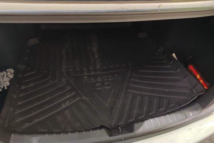 Used CHANGAN Ruicheng CC 2020 1.5T Automatic Cool & Sharp Model Trunk