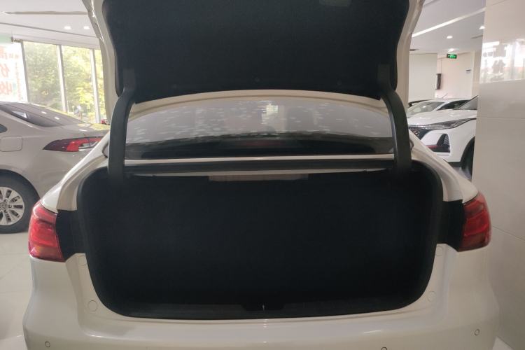 Used CHANGAN Ruicheng CC 2020 1.5T Manual Xuanrui Model Trunk
