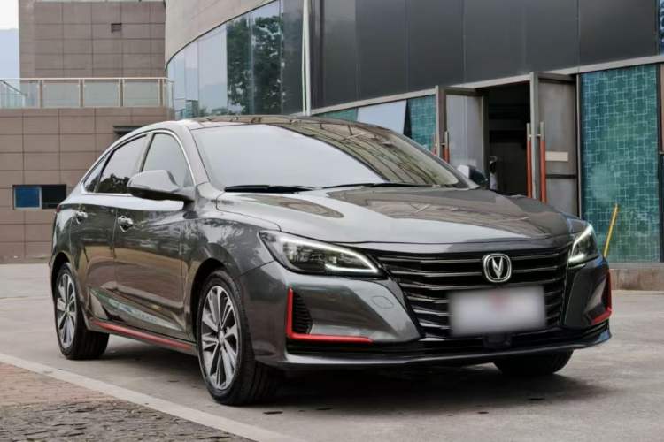 Used CHANGAN Ruicheng CC 2021 Blue Whale Edition 1.5T DCT Flagship Model Exterior 2