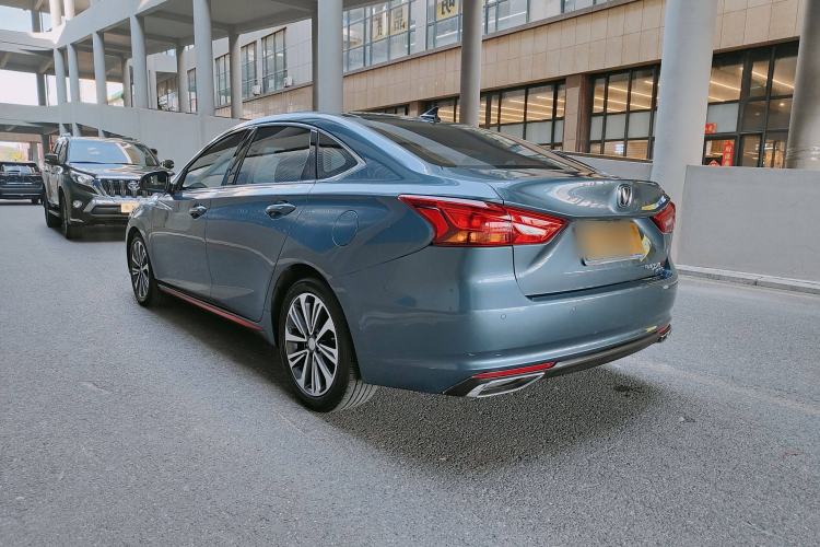 Used CHANGAN Ruicheng CC 2021 Blue Whale Edition 1.5T DCT Flagship Model Exterior 3