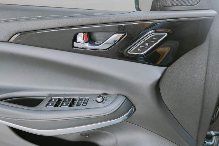 Used CHANGAN Ruicheng CC 2021 Blue Whale Edition 1.5T DCT Flagship Model Interior 10