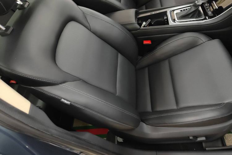 Used CHANGAN Ruicheng CC 2021 Blue Whale Edition 1.5T DCT Flagship Model Right Front Seat