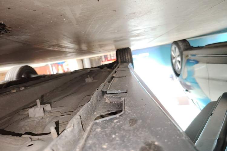 Used CHANGAN Ruicheng CC 2021 Blue Whale Edition 1.5T DCT Prestige Model Right Side Sill