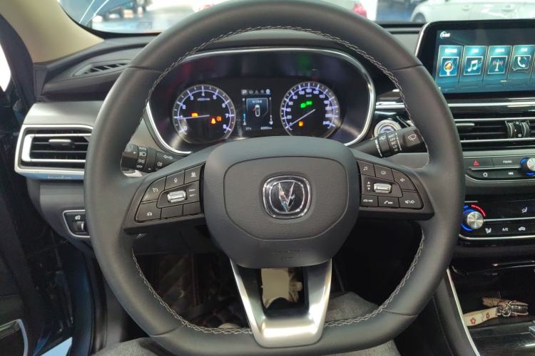 Used CHANGAN Ruicheng CC 2021 Blue Whale Edition 1.5T DCT Luxury Model Steering Wheel