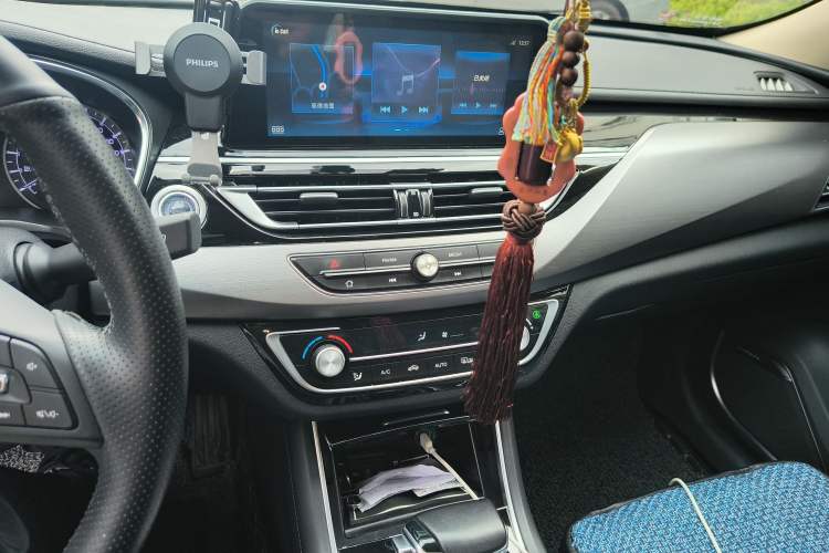 Used CHANGAN Ruicheng CC 2021 Blue Whale Edition 1.5T DCT Luxury Model Audio And AC Panel