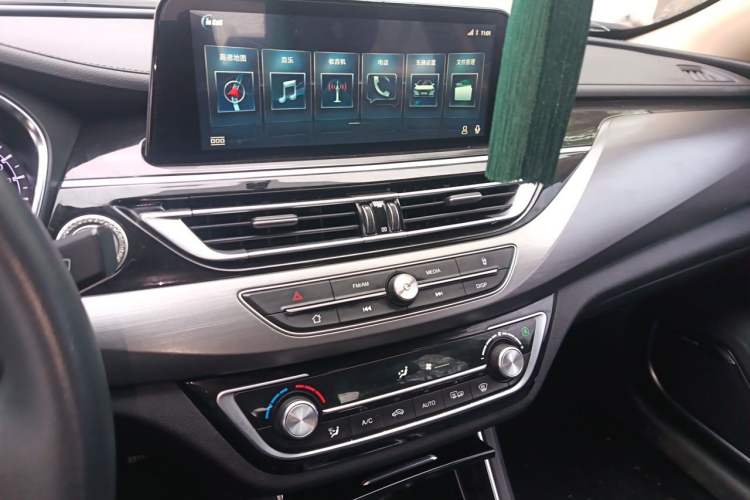 Used CHANGAN Ruicheng CC 2021 Blue Whale Edition 1.5T DCT Luxury Model Audio And AC Panel