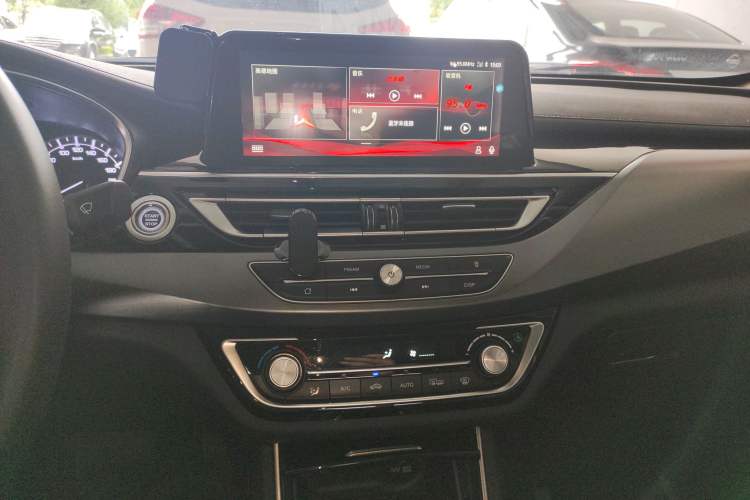 Used CHANGAN Ruicheng CC 2021 Blue Whale Edition 1.5T DCT Luxury Model Audio And AC Panel