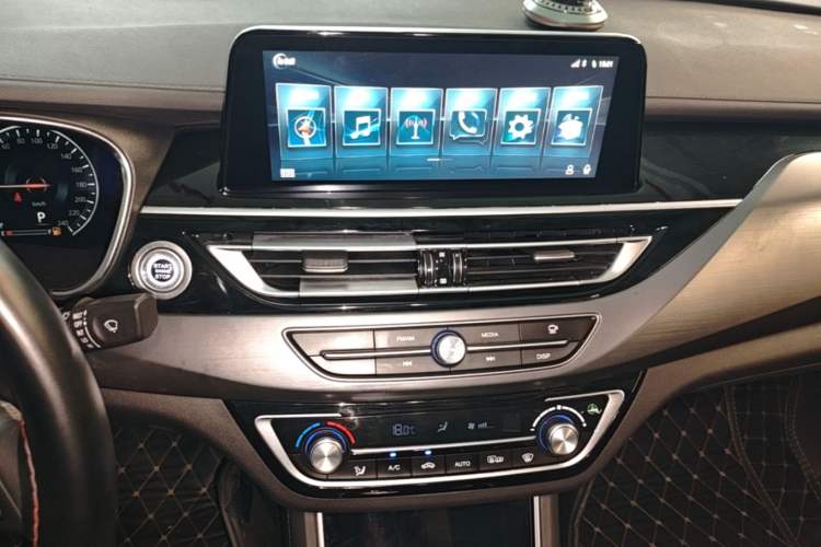 Used CHANGAN Ruicheng CC 2021 Blue Whale Edition 1.5T DCT Prestige Model Audio And AC Panel