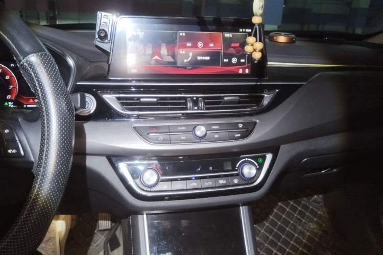 Used CHANGAN Ruicheng CC 2021 Blue Whale Edition 1.5T DCT Prestige Model Audio And AC Panel