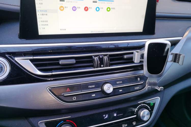 Used CHANGAN Ruicheng CC 2021 Blue Whale Edition 1.5T DCT Luxury Model Audio And AC Panel