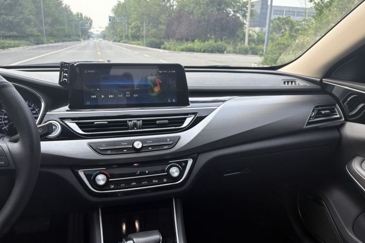 Used CHANGAN Ruicheng CC 2021 Blue Whale Edition 1.5T DCT Luxury Model Audio And AC Panel