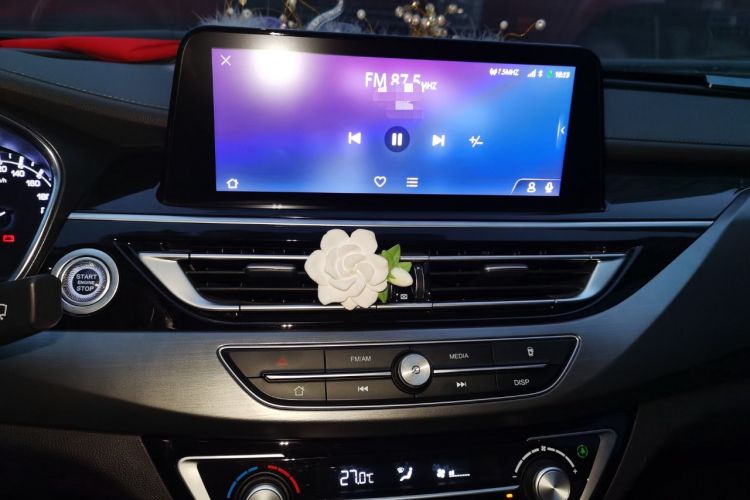 Used CHANGAN Ruicheng CC 2021 Blue Whale Edition 1.5T DCT Luxury Model Audio And AC Panel