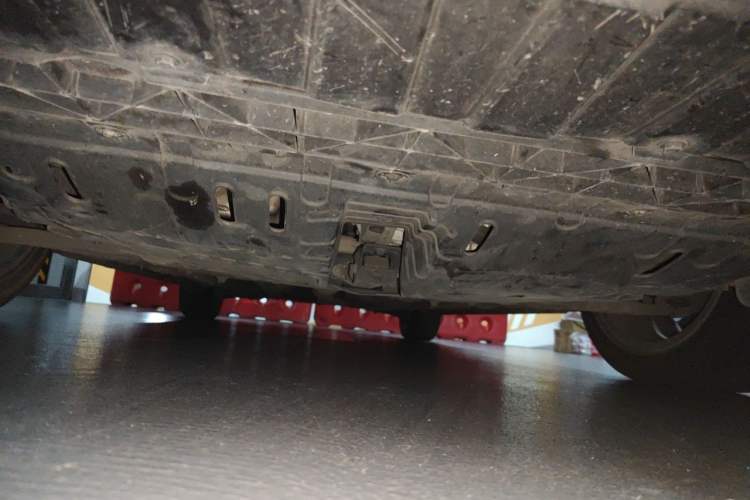 Used CHANGAN Ruicheng CC 2021 Blue Whale Edition 1.5T DCT Prestige Model Chassis Front