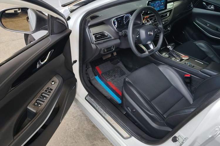Used CHANGAN Ruicheng CC 2021 Blue Whale Edition 1.5T DCT Luxury Model Driver Seat
