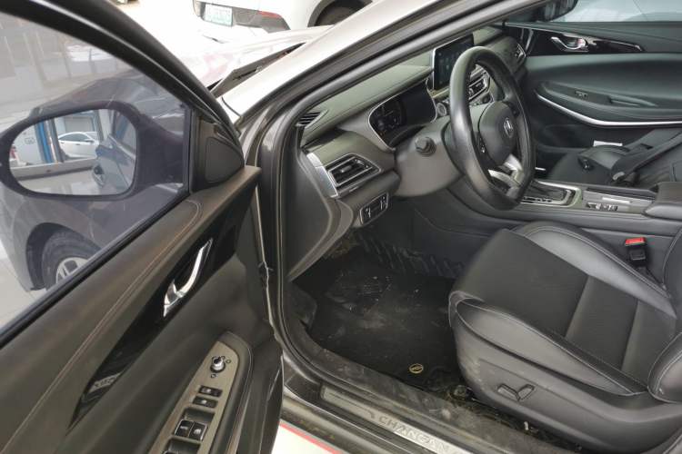 Used CHANGAN Ruicheng CC 2021 Blue Whale Edition 1.5T DCT Prestige Model Driver Seat