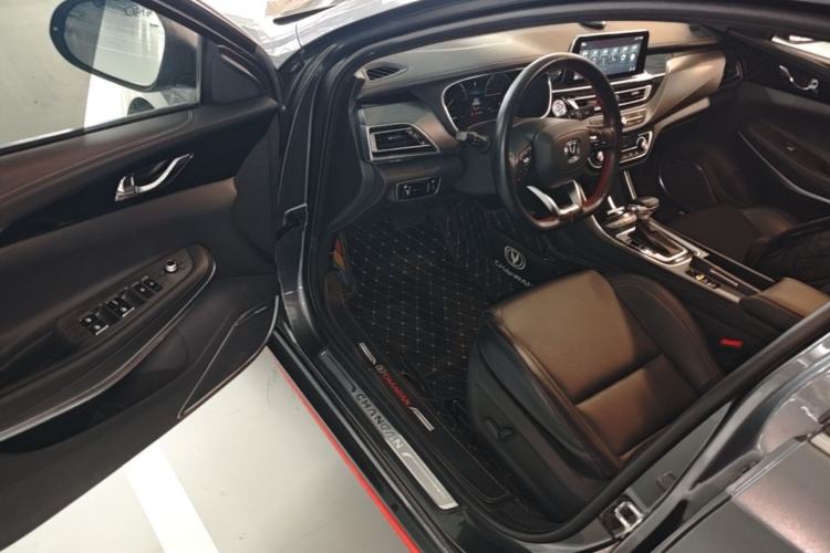 Used CHANGAN Ruicheng CC 2021 Blue Whale Edition 1.5T DCT Prestige Model Driver Seat