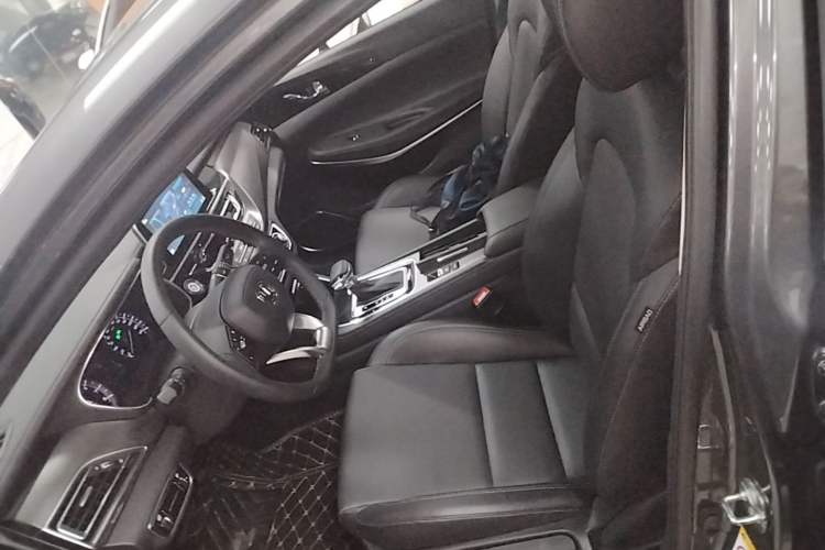 Used CHANGAN Ruicheng CC 2021 Blue Whale Edition 1.5T DCT Elite Model Driver Seat