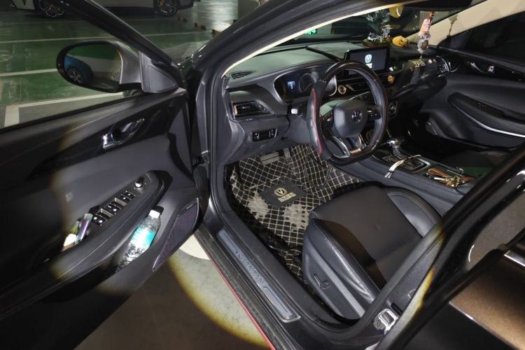 Used CHANGAN Ruicheng CC 2021 Blue Whale Edition 1.5T DCT Luxury Model Driver Seat