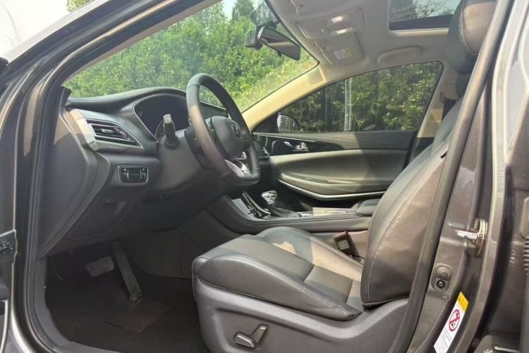 Used CHANGAN Ruicheng CC 2021 Blue Whale Edition 1.5T DCT Luxury Model Driver Seat