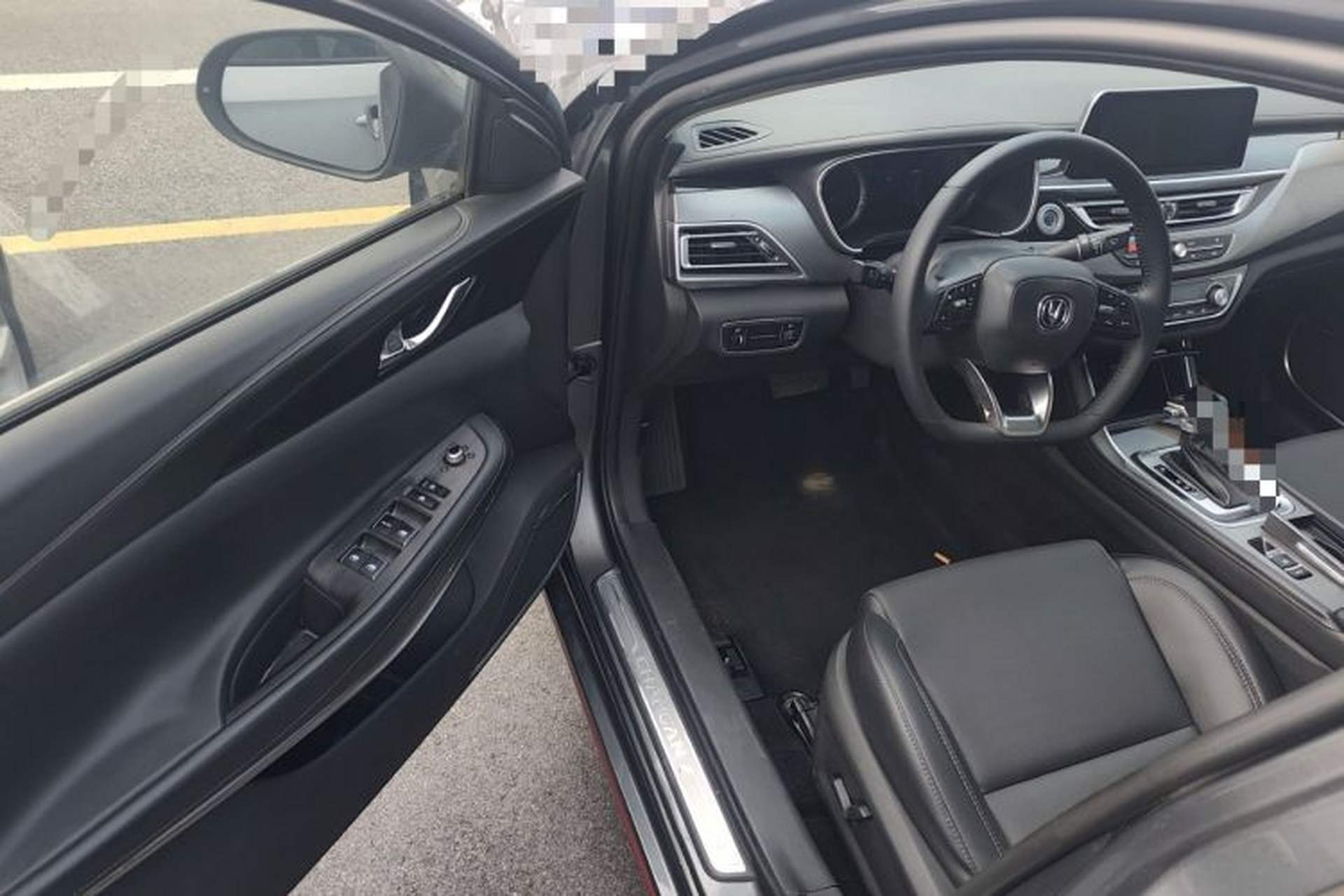 Used CHANGAN Ruicheng CC 2021 Blue Whale Edition 1.5T DCT Luxury Model Driver Seat