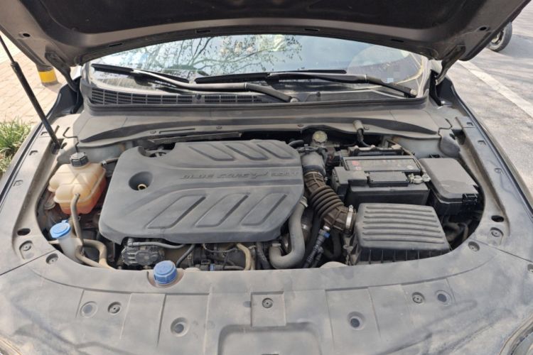 Used CHANGAN Ruicheng CC 2021 Blue Whale Edition 1.5T DCT Luxury Model Engine Bay