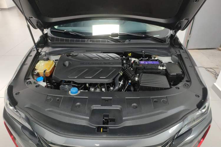 Used CHANGAN Ruicheng CC 2021 Blue Whale Edition 1.5T DCT Prestige Model Engine Bay