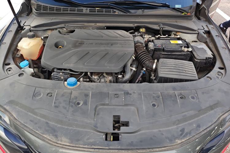 Used CHANGAN Ruicheng CC 2021 Blue Whale Edition 1.5T DCT Luxury Model Engine Bay
