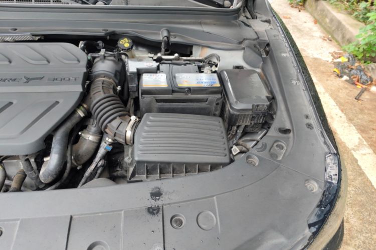 Used CHANGAN Ruicheng CC 2021 Blue Whale Edition 1.5T DCT Luxury Model Engine Bay Left
