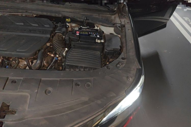 Used CHANGAN Ruicheng CC 2021 Blue Whale Edition 1.5T DCT Prestige Model Engine Bay Left