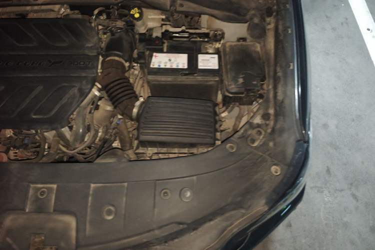 Used CHANGAN Ruicheng CC 2021 Blue Whale Edition 1.5T DCT Luxury Model Engine Bay Left