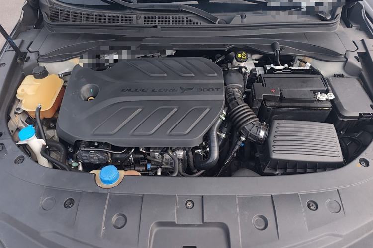 Used CHANGAN Ruicheng CC 2021 Blue Whale Edition 1.5T DCT Luxury Model Engine Bay