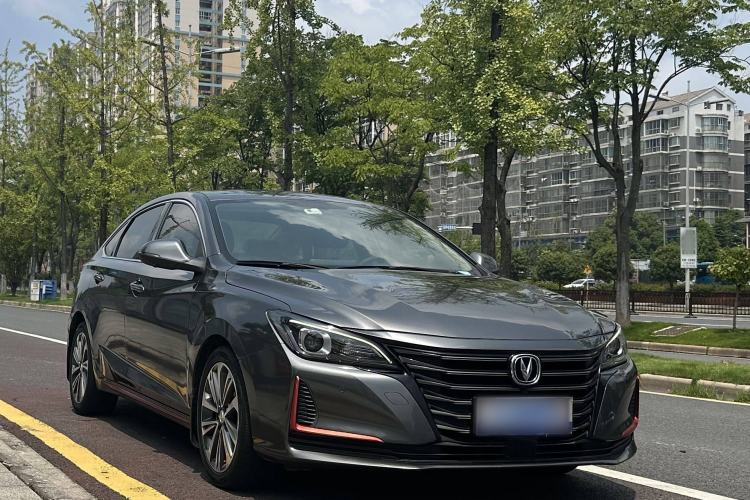 Used CHANGAN Ruicheng CC 2021 Blue Whale Edition 1.5T DCT Luxury Model Exterior 2