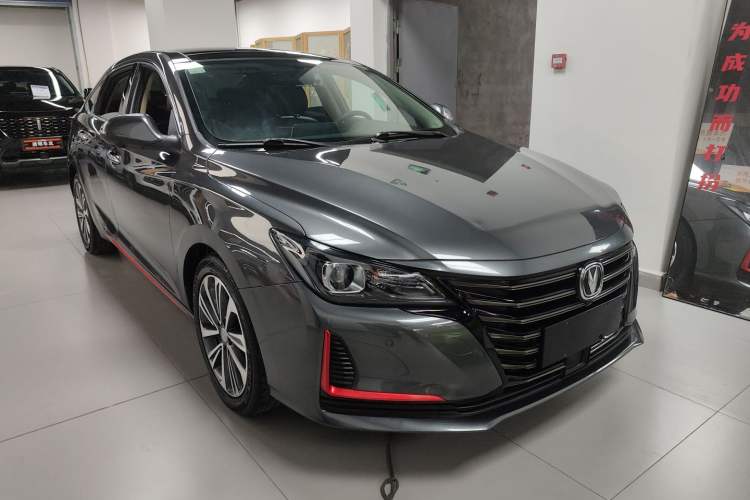 Used CHANGAN Ruicheng CC 2021 Blue Whale Edition 1.5T DCT Prestige Model Exterior 2