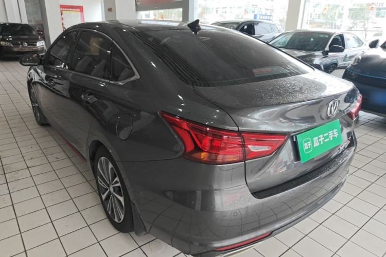 Used CHANGAN Ruicheng CC 2021 Blue Whale Edition 1.5T DCT Flagship Model Exterior 2