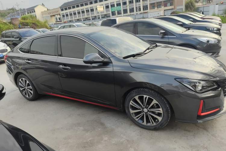 Used CHANGAN Ruicheng CC 2021 Blue Whale Edition 1.5T DCT Luxury Model Exterior 2